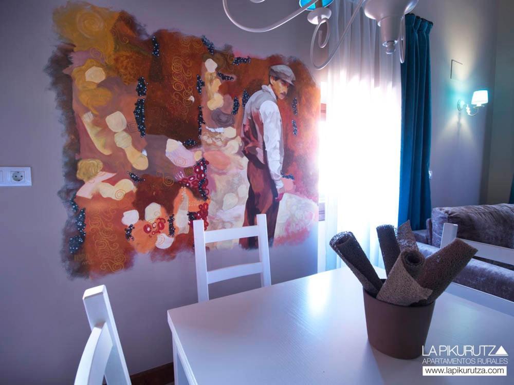 Apartamentos Rurales La Pikurutza Bernedo Eksteriør billede